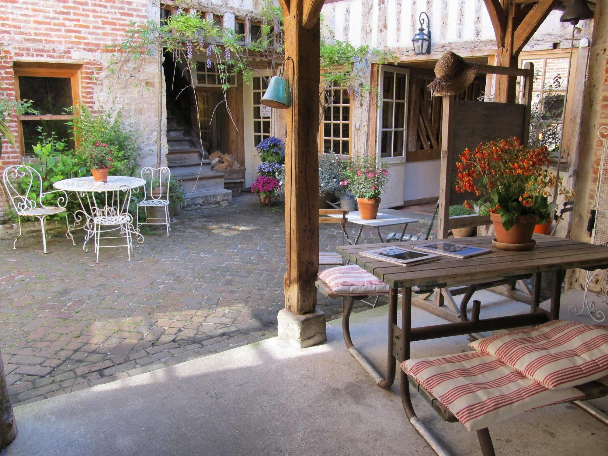 Chambres D'Hotes A L'Ecole Buissonniere Honfleur Esterno foto